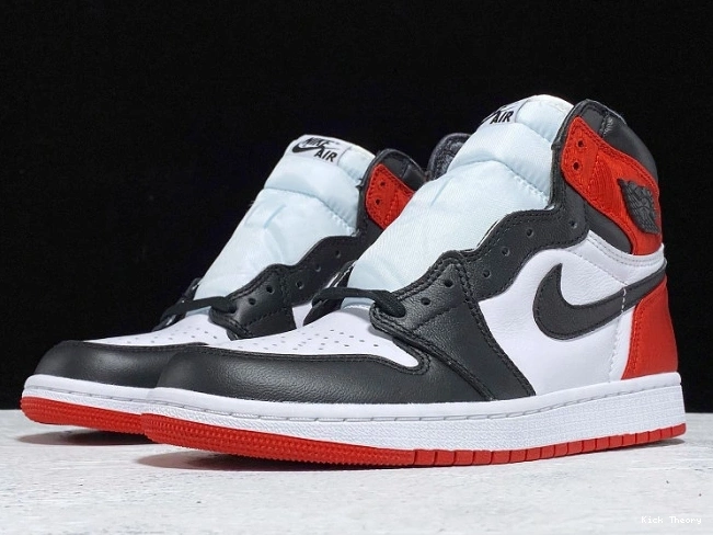 Kick Theory Retro 1 Black Satin Jordan Toe CD0461-016 High Air 0702
